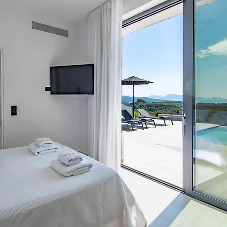 Pentacle Villa Lefkada City